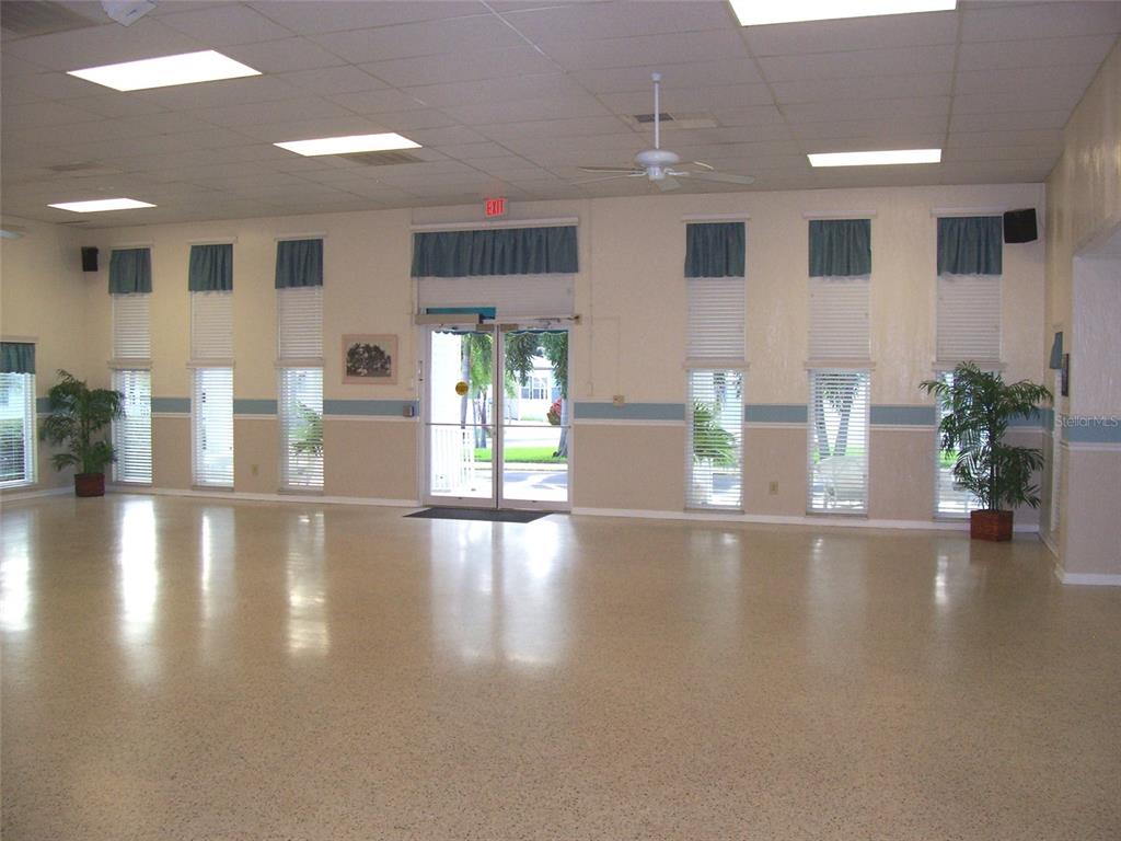 34527 Violet Drive Pinellas Park, FL 33781 - Photo 30 of 37