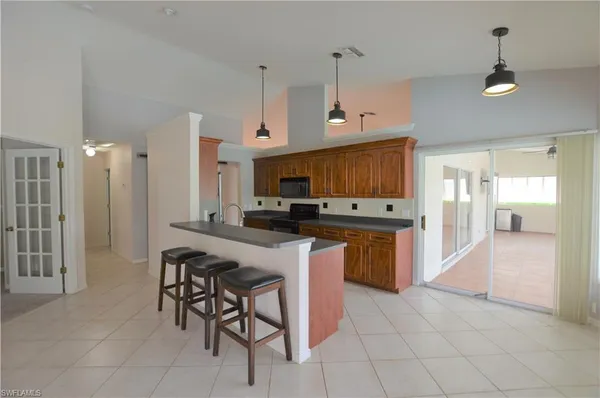$3,995 | 214 Palmetto Dunes Circle, Naples, FL 34113
