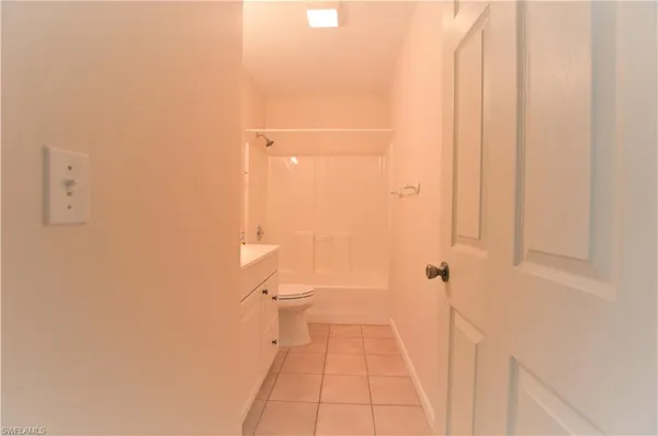 $3,995 | 214 Palmetto Dunes Circle, Naples, FL 34113