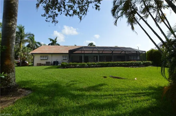 $3,995 | 214 Palmetto Dunes Circle, Naples, FL 34113