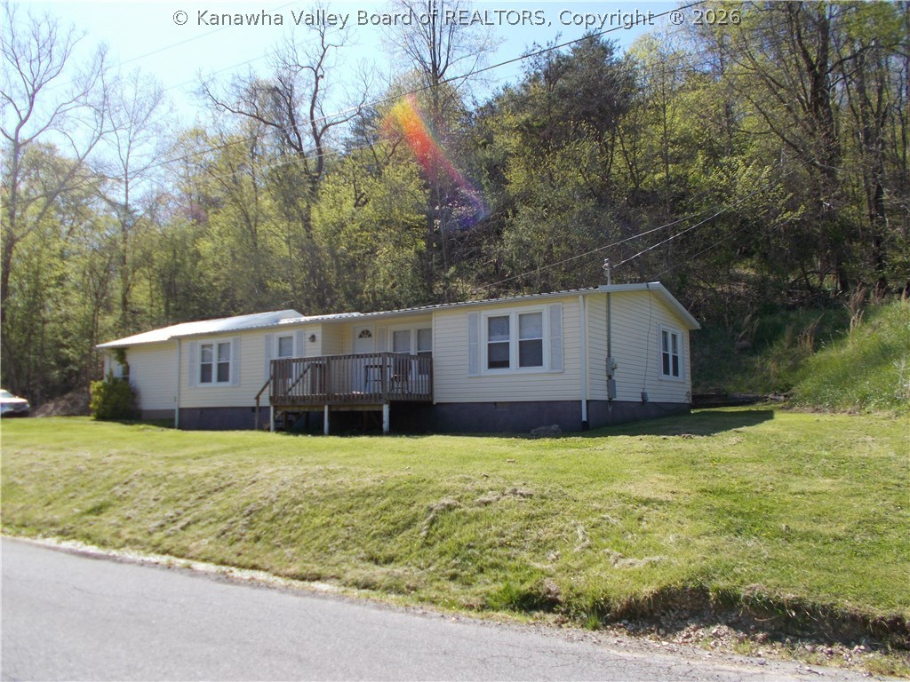 522 Bills Creek Road Winfield, WV 25213 - Photo 5 of 15 Gallery Image 5
