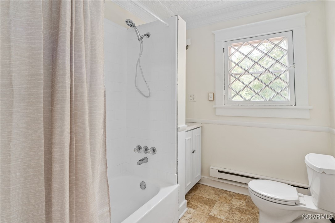 2707 Sherbourne Road Richmond, VA 23237 - Photo 28 of 50 Bathroom with toilet, shower / bathtub combination