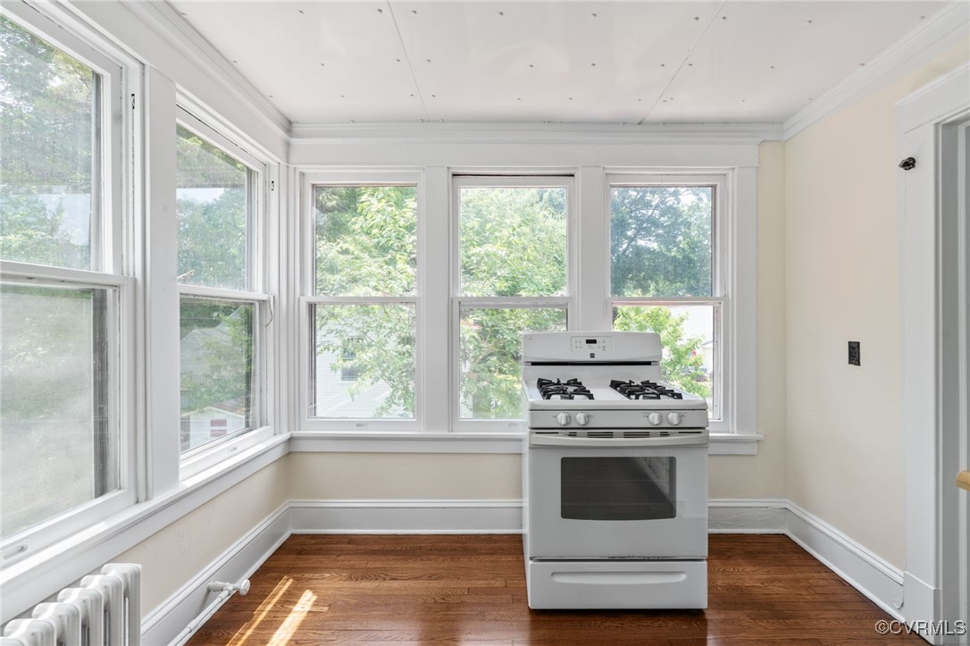 2707 Sherbourne Road Richmond, VA 23237 - Photo 38 of 50 Kitchen featuring radiator heating unit, white ran