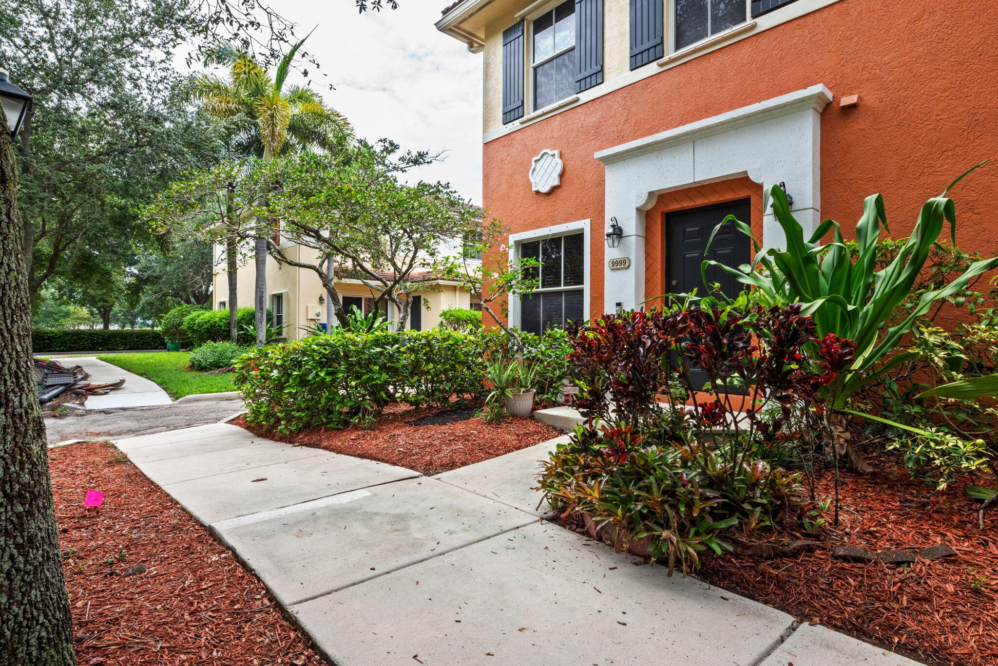 9999 Southwest 26th Court Miramar, FL 33025 - Photo 26 of 29 26-web-or-mls-9999-sw-26th-ct