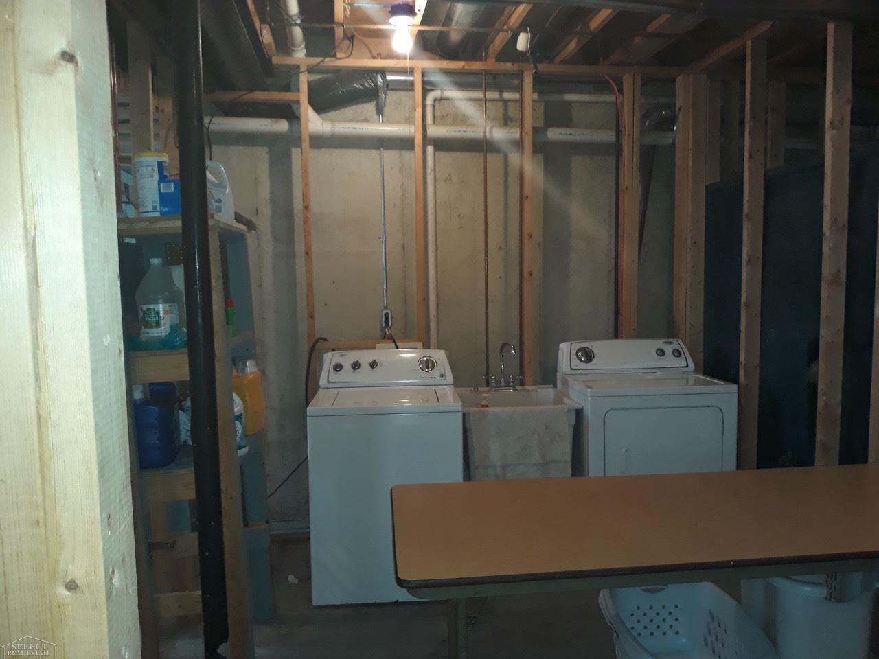 2442 Reeves Road Memphis, MI 48041 - Photo 35 of 35 31390877-35.JPG