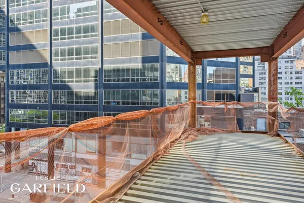 $1,850,000 | 210 East 52nd Street | Midtown East