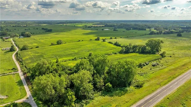 $77,000 | East 225th Lane, Ridgeway, MO 64481