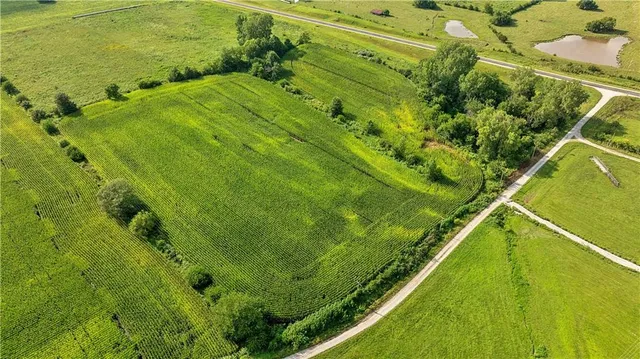 $77,000 | East 225th Lane, Ridgeway, MO 64481