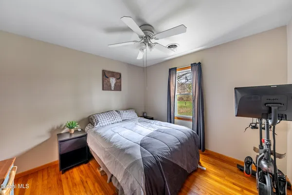 $289,900 | 2 Brown Road, Schaghticoke, NY 12154