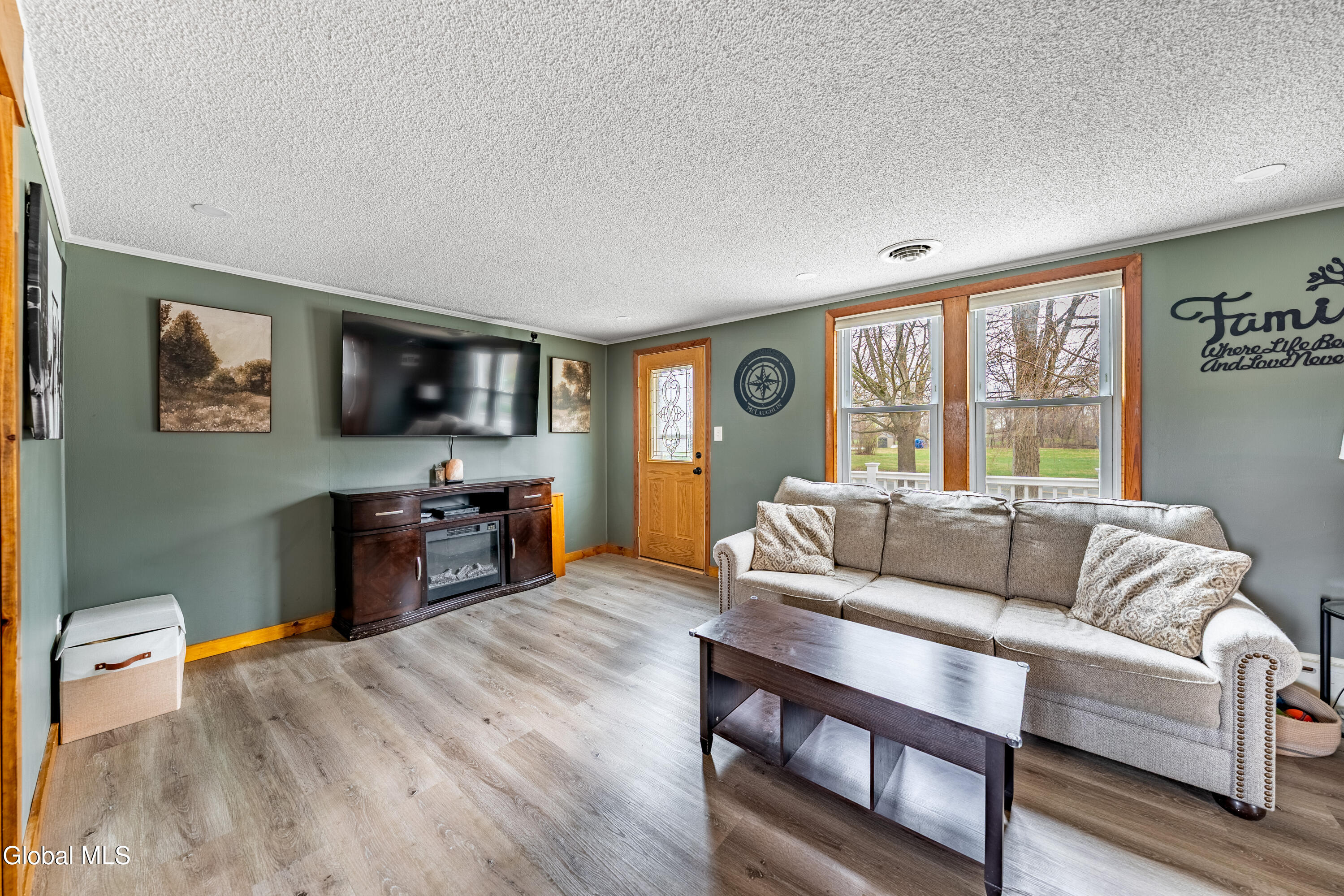 2 Brown Road Schaghticoke, NY 12154 - Photo 5 of 24 DSC01463-HDR