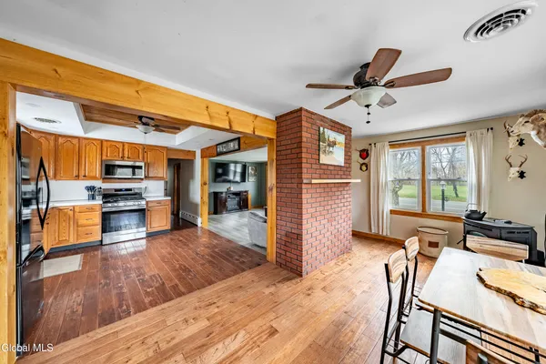 $289,900 | 2 Brown Road, Schaghticoke, NY 12154