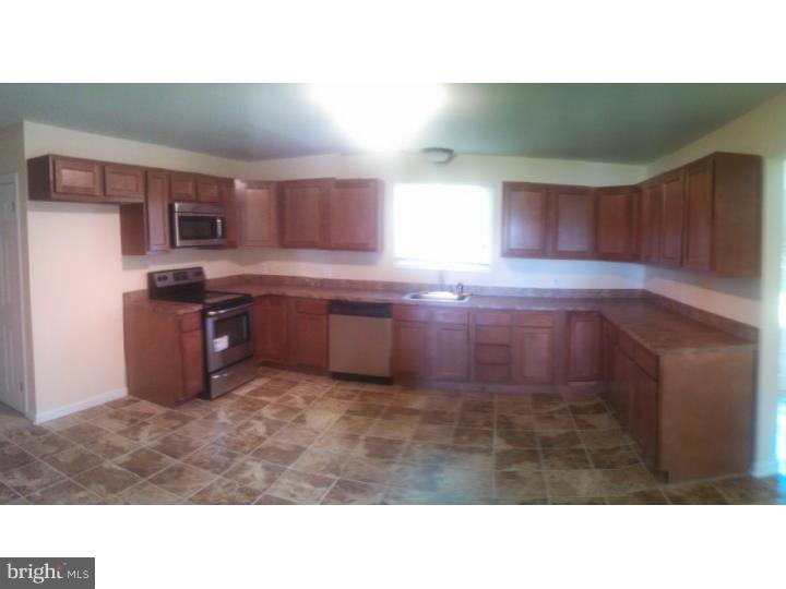 502 Heritage Road Sewell, NJ 08080 - Photo 3 of 4