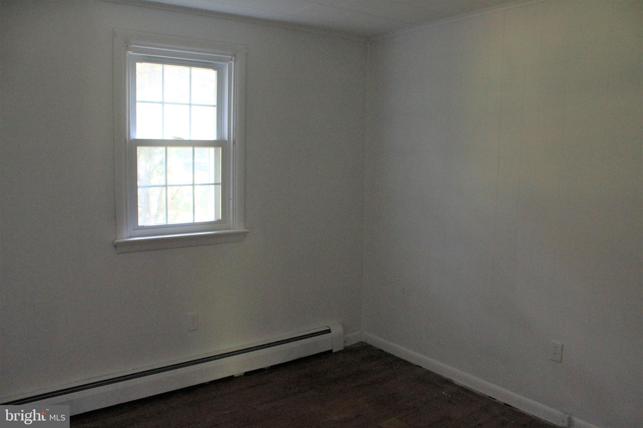 687 South Mount Pleasant Road Lebanon, PA 17042 - Photo 9 of 17 Bedroom 2