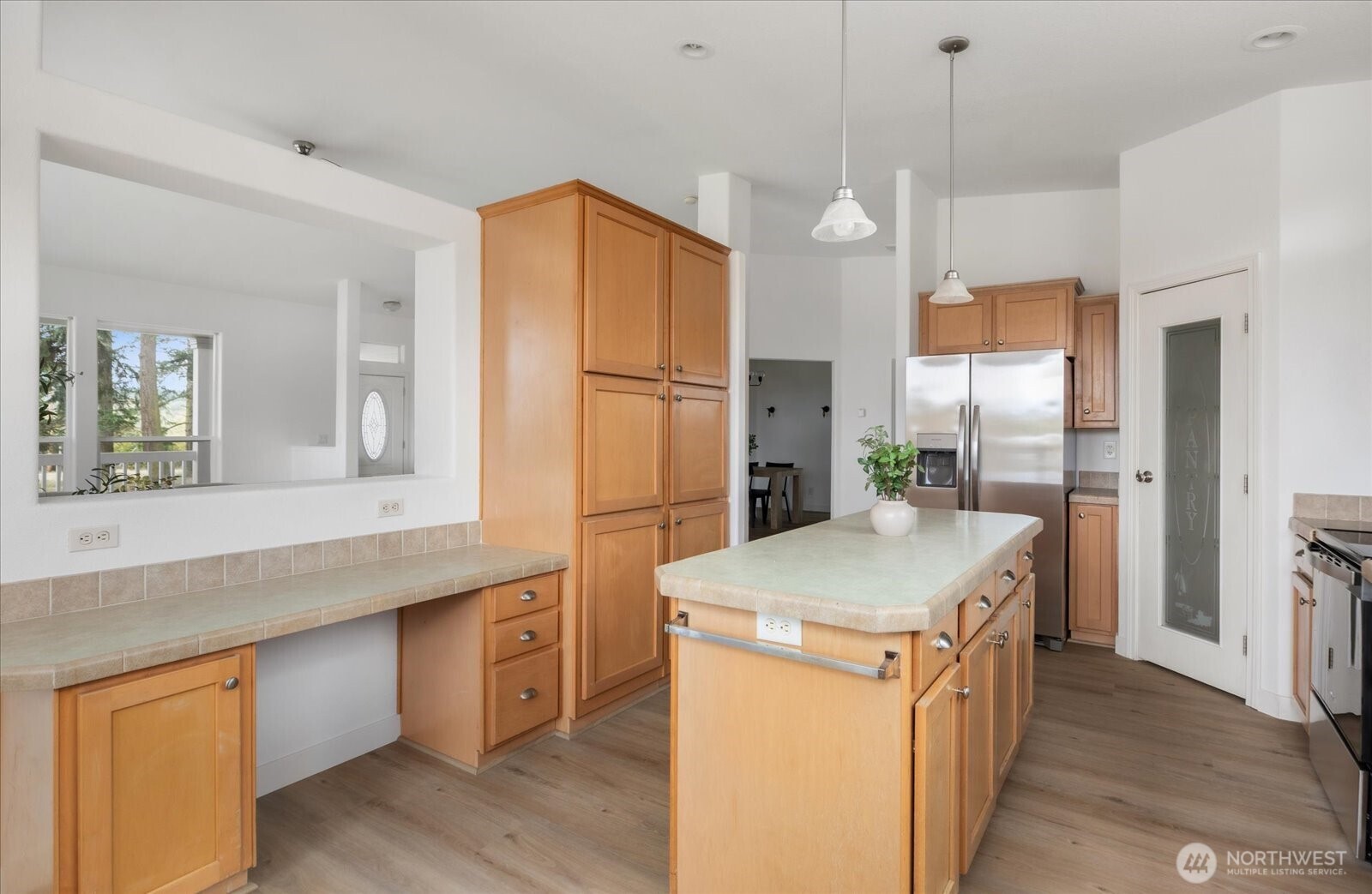 162 West Frostad Road Oak Harbor, WA 98277 - Photo 8 of 34 Gallery Image 8