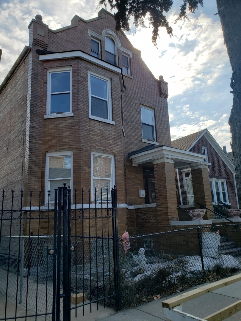 2705 West 24th Street, Unit 2 Chicago, IL 60608 - Photo 1 of 8