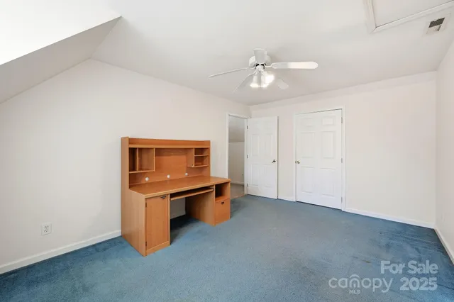 a view of livingroom with hardwood