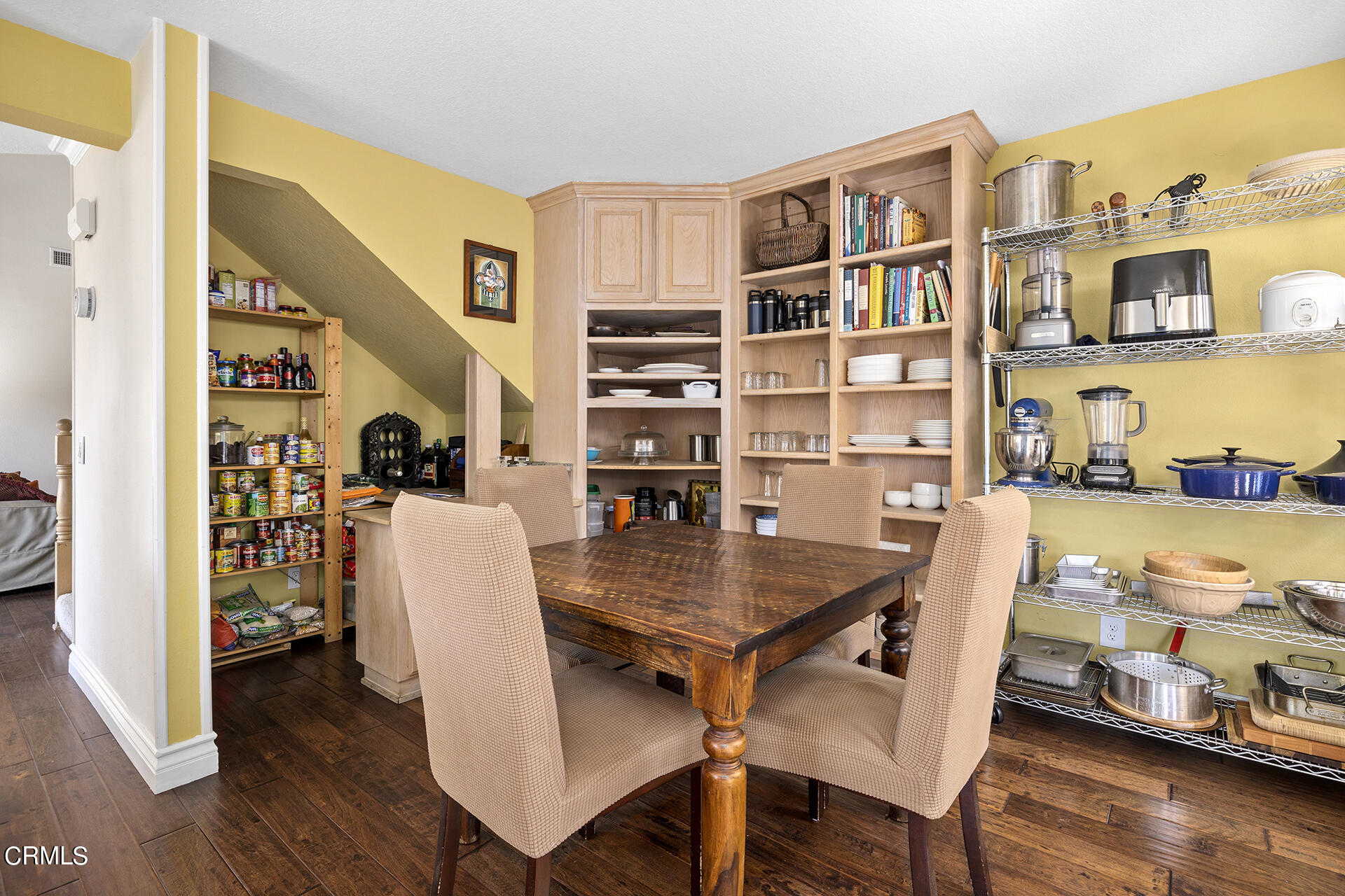 1094 Rocton Drive Pasadena, CA 91107 - Photo 12 of 25 a dining room with furniture and wooden floor