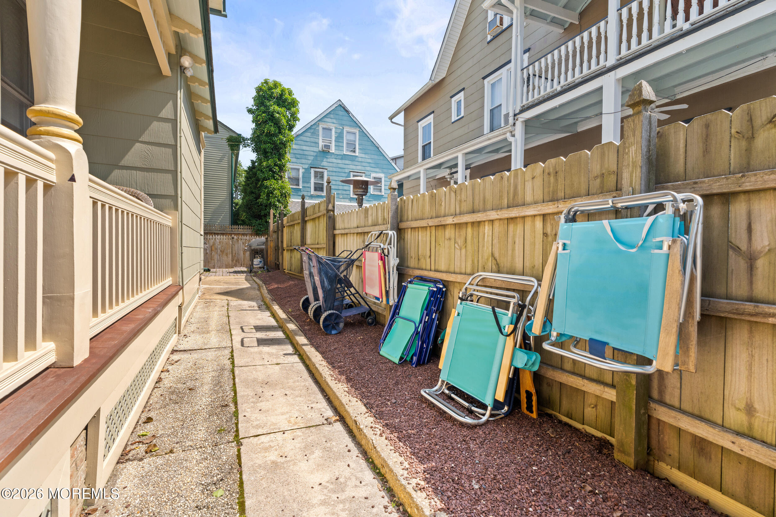75 Webb Avenue, Unit UPPER WEEKLY Ocean Grove, NJ 07756 - Photo 39 of 41 Beach Chairs