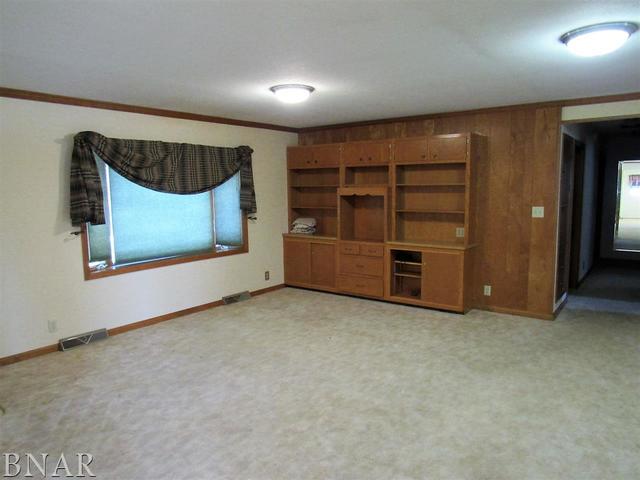 12822 Thorps Road Clinton, IL 61727 - Photo 10 of 20