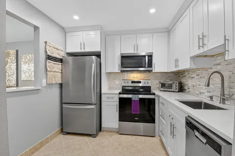 $78,500 | 499 Monaco Way, Unit K, Delray Beach, FL 33446