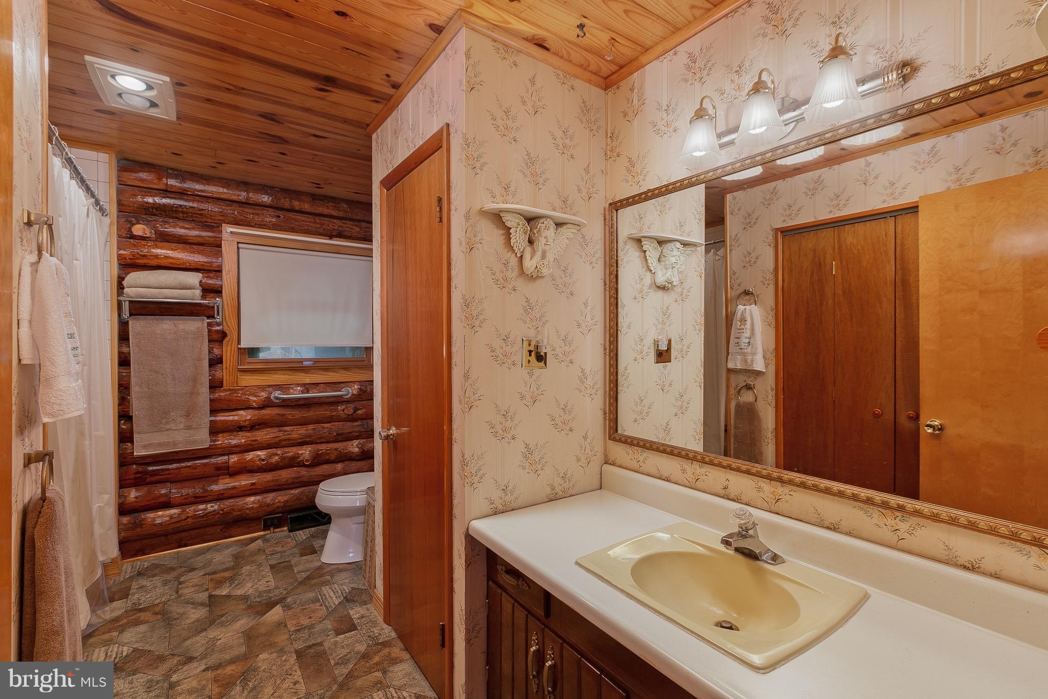 16936 Shinham Road Hagerstown, MD 21740 - Photo 22 of 30 Bath