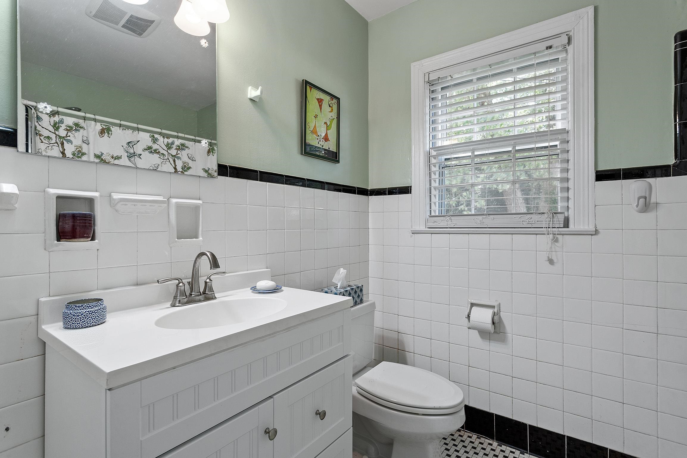 121 Lake Boone Trail Raleigh, NC 27608 - Photo 16 of 29 Photo 16