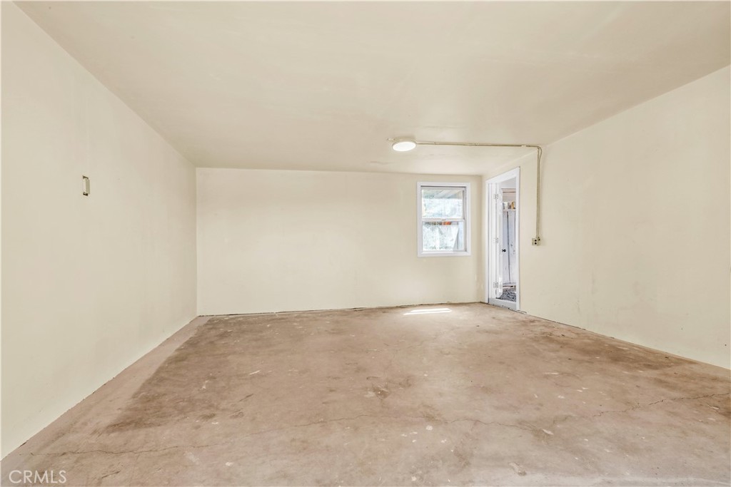 15905 Kugelman Street Lower Lake, CA 95457 - Photo 37 of 75 an empty room with windows and closet