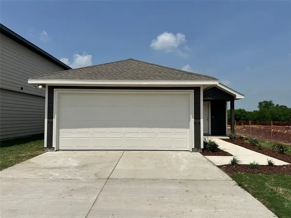 $1,700 | 1177 Northfield Drive, Caddo Mills, TX 75135