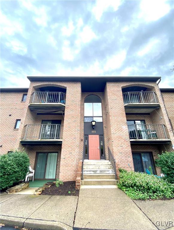 895 Cold Spring Road, Unit 8 Allentown, PA 18103 - Photo 1 of 14 Gallery Image 1