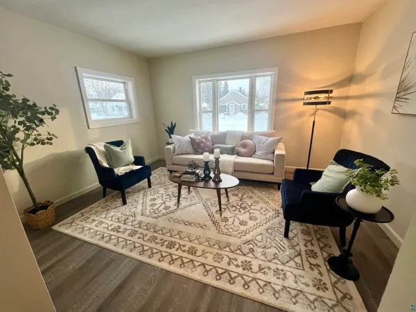 $215,000 | 805 Park Avenue, Cloquet, MN 55720