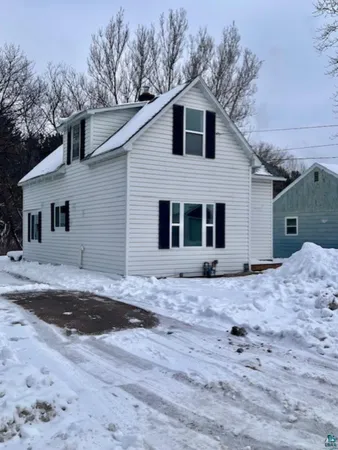 $215,000 | 805 Park Avenue, Cloquet, MN 55720