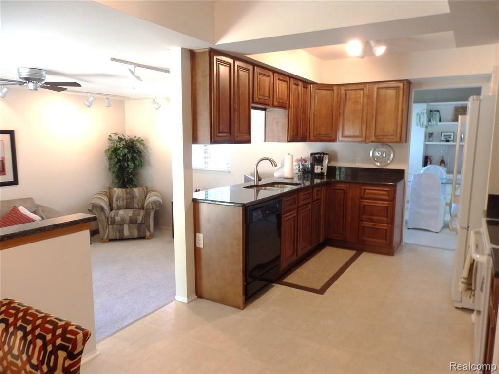 24156 Woodham Road Novi, MI 48374 - Photo 2 of 41