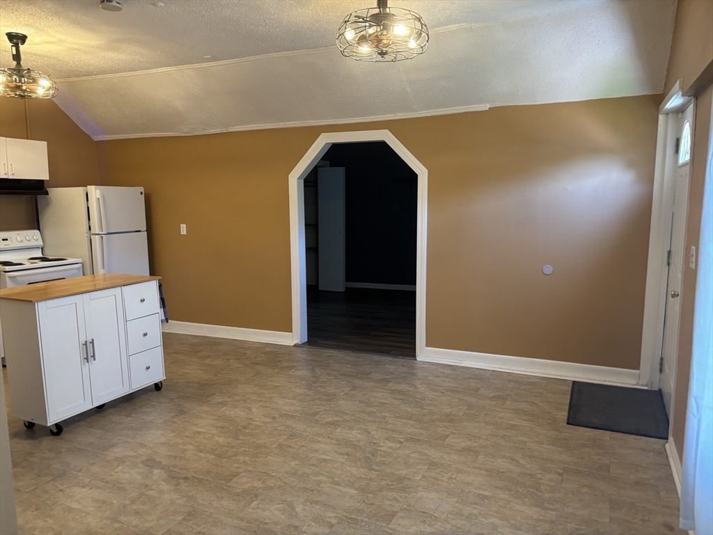 573 Northampton Street, Unit BACK Holyoke, MA 01040 - Photo 6 of 14