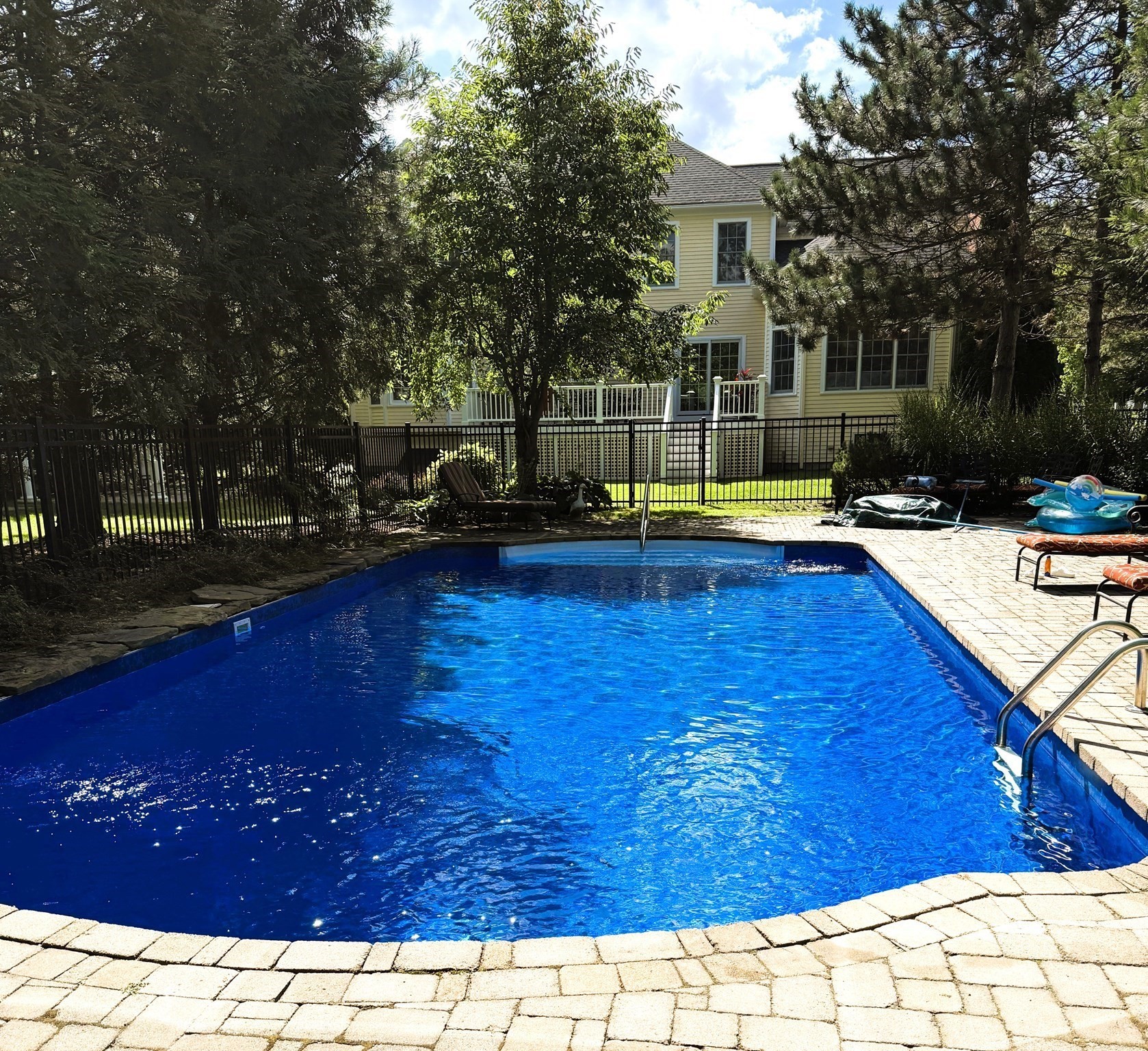 25 Thistle Road North Andover, MA 01845 - Photo 40 of 42 Gallery Image 40