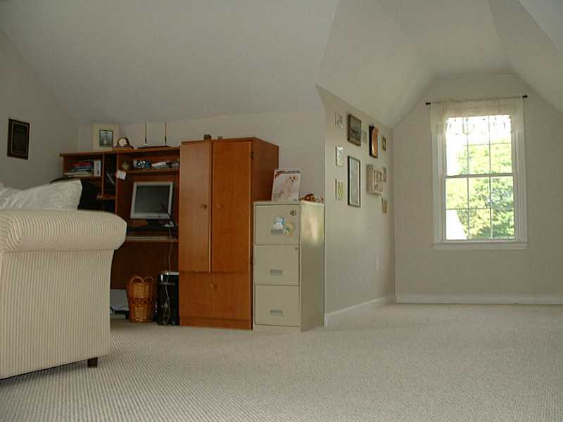 40 Patrick Way Warwick, RI 02886 - Photo 13 of 14 Bonus Room.