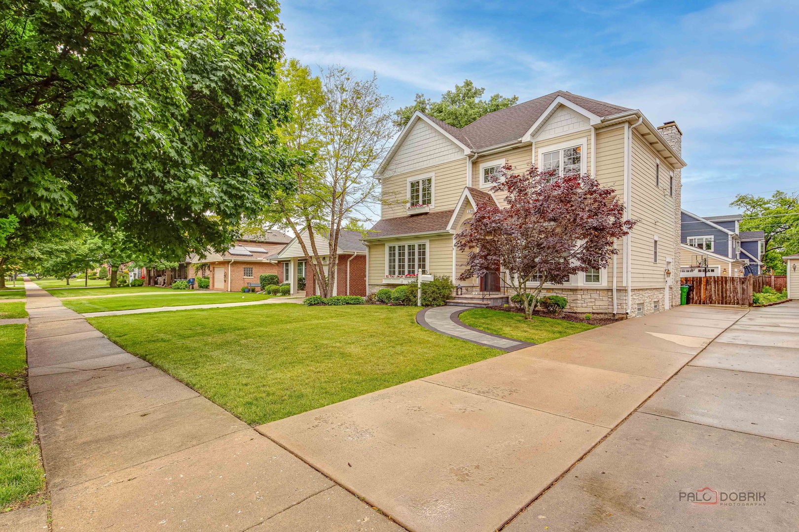 1341 Brophy Avenue Park Ridge, IL 60068 - Photo 2 of 40