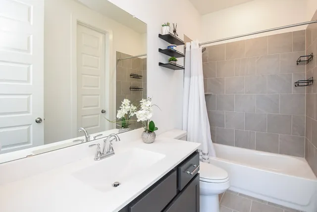 $3,599 | 823 Sarasota Drive, Katy, TX 77493