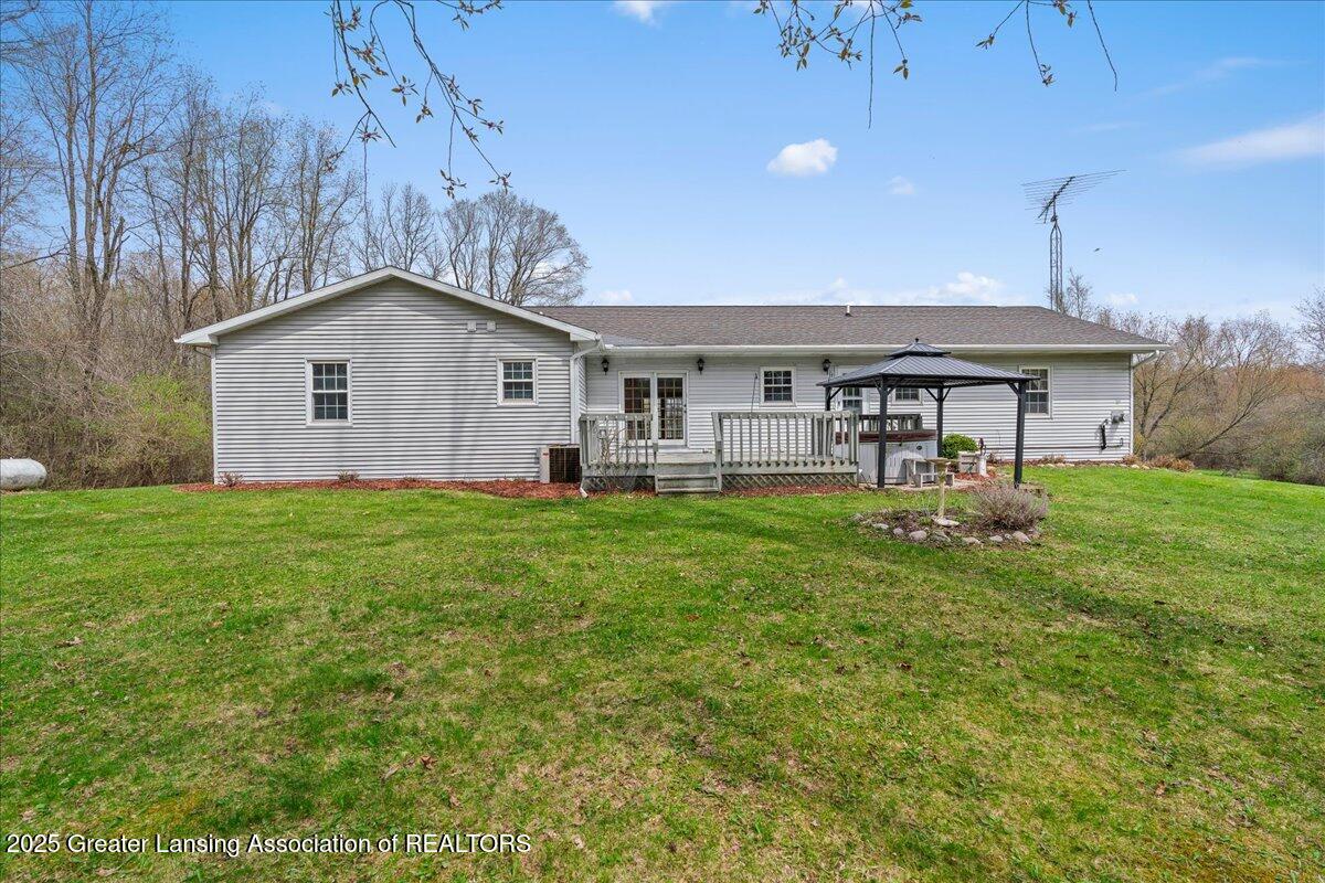 5236 Drumheller Road Bath, MI 48808 - Photo 31 of 42 50-Media Jett - 49