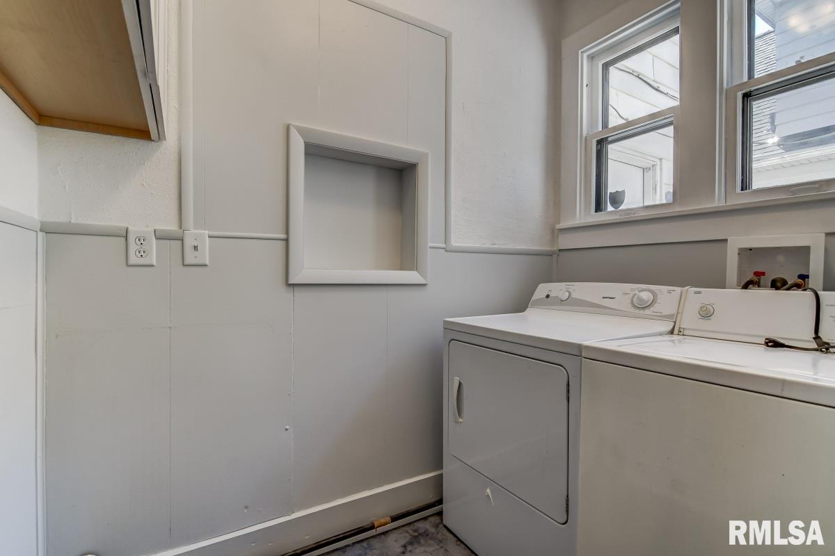 1014 West Edwards Street Springfield, IL 62704 - Photo 18 of 33 Gallery Image 18