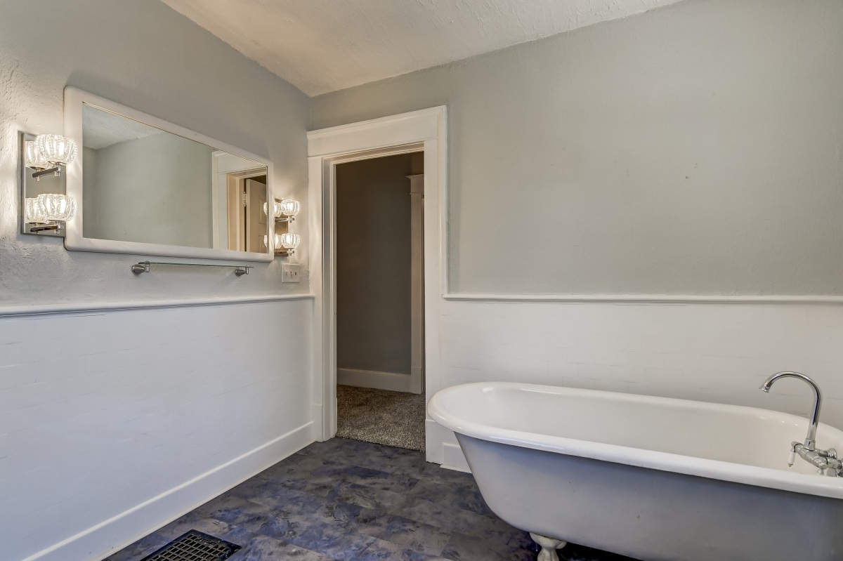 1014 West Edwards Street Springfield, IL 62704 - Photo 26 of 33 Gallery Image 26