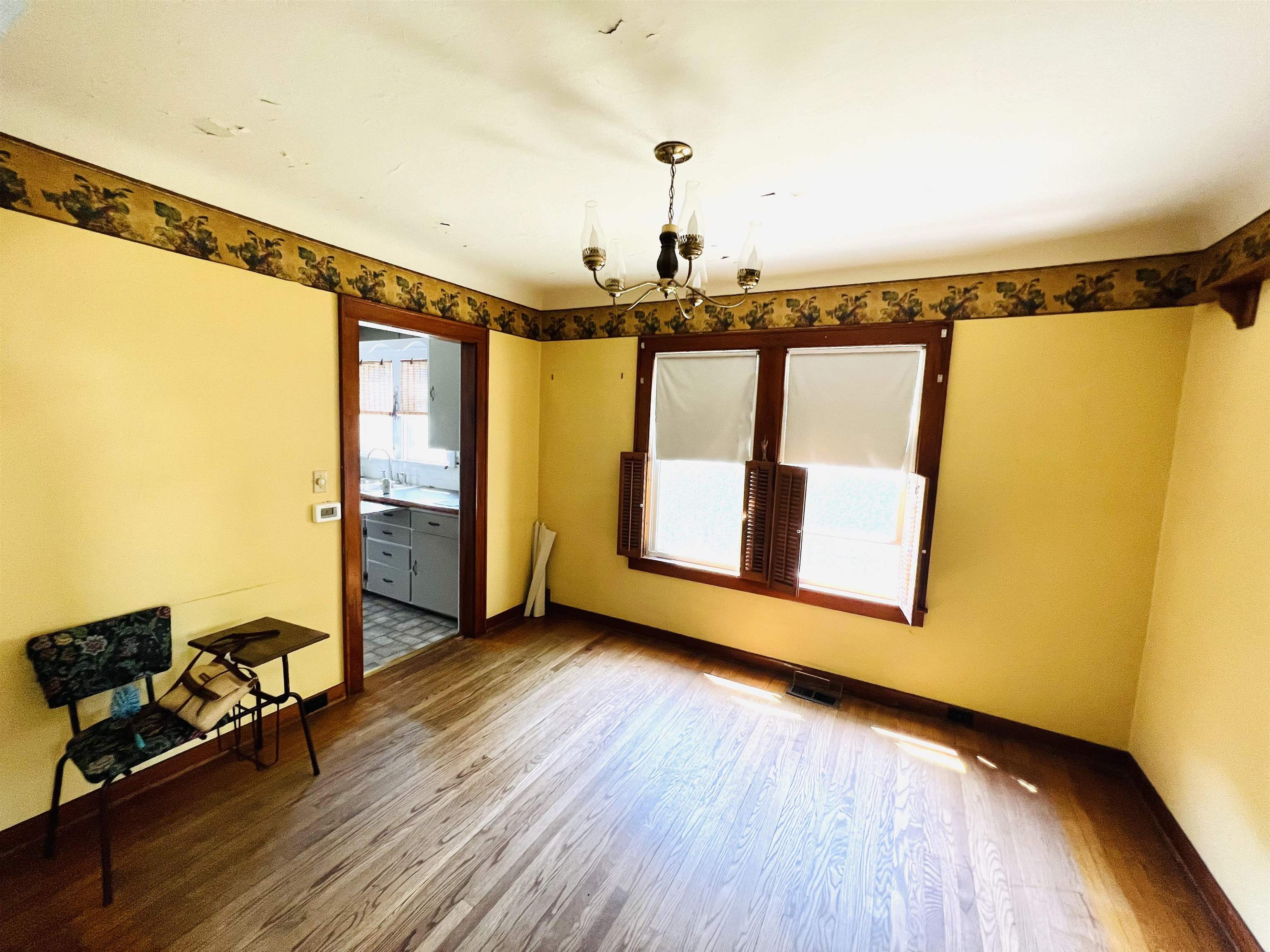 310 Yale Street Bay City, MI 48708 - Photo 7 of 21 Gallery Image 7