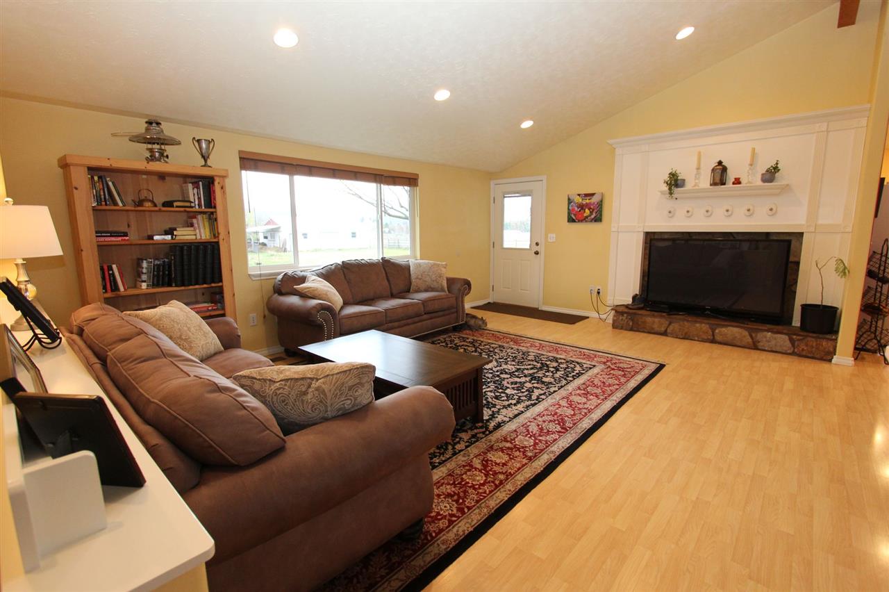 3904 North Garry Road Otis Orchards, WA 99027 - Photo 3 of 20 Gallery Image 3