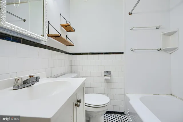 $270,000 | 1431 Medfield Avenue, Baltimore, MD 21211