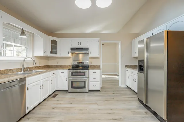 $440,000 | 9301 Berkshire Circle, Chattanooga, TN 37421