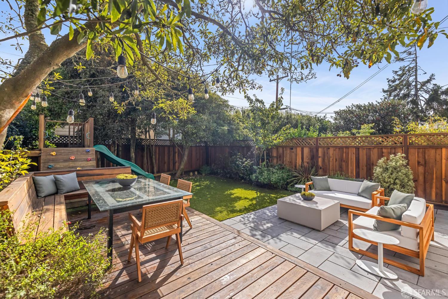 71 Ulloa Street San Francisco, CA 94127 - Photo 32 of 38 a view of a backyard with sitting area