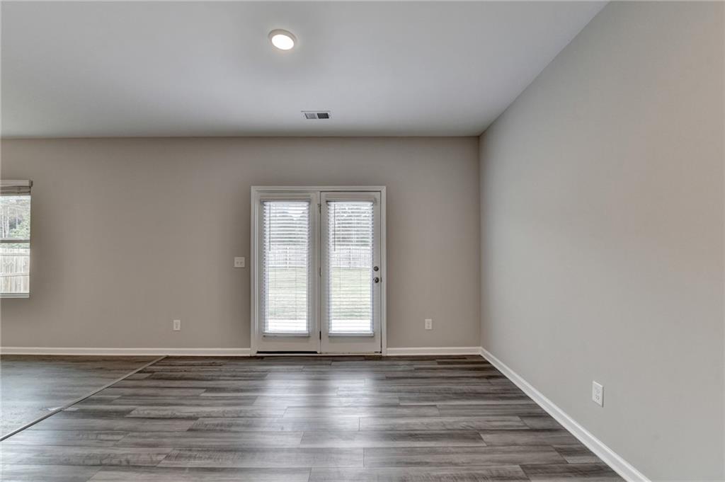 74 Mccall Way Monroe, GA 30655 - Photo 7 of 36
