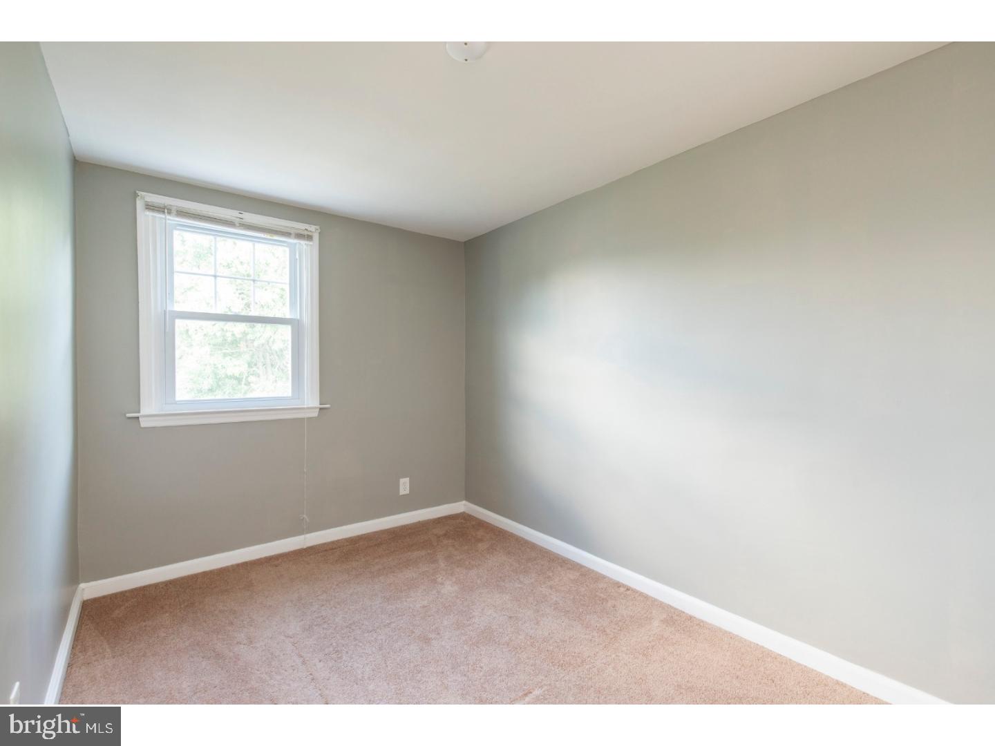 793 Bennington Road Folcroft, PA 19032 - Photo 12 of 25 Bedroom 3