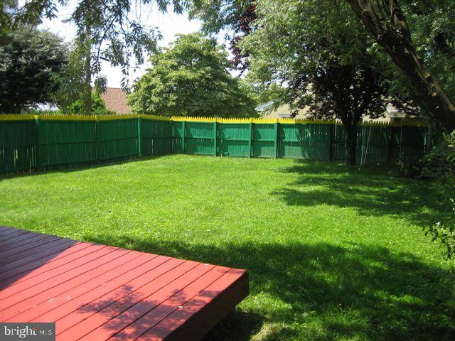 1701 Buttercup Road Lancaster, PA 17602 - Photo 5 of 16 Gallery Image 5