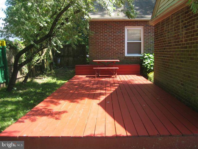 1701 Buttercup Road Lancaster, PA 17602 - Photo 6 of 16 Gallery Image 6