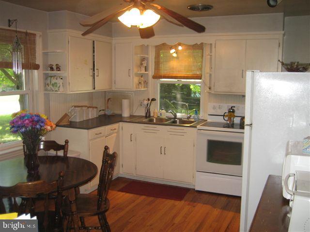 1701 Buttercup Road Lancaster, PA 17602 - Photo 9 of 16 Gallery Image 9